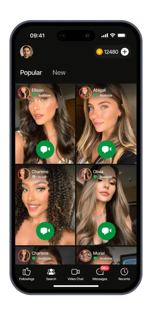 ein zufälliges Mädchen, das die Vorteile des Videochats genießt